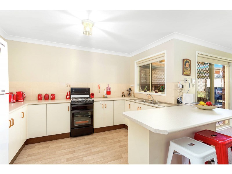 27 Zappia Place, Edensor Park NSW 2176