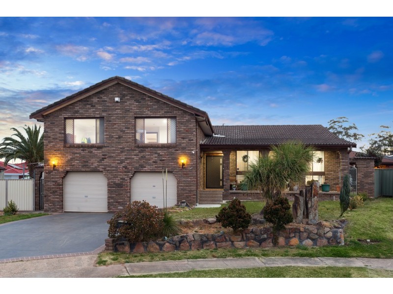 5 Moonbi Close, Greenfield Park NSW 2176