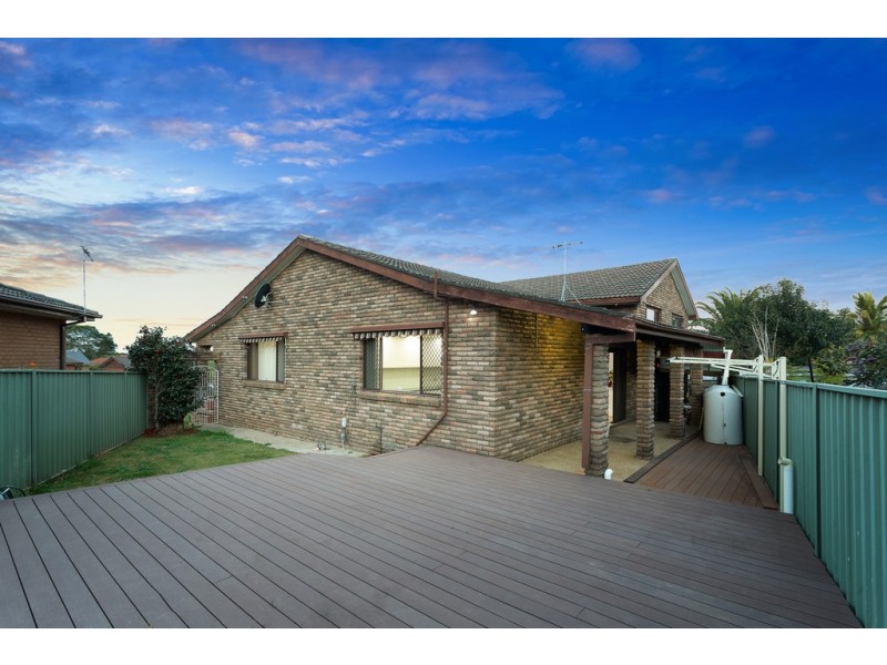5 Moonbi Close, Greenfield Park NSW 2176