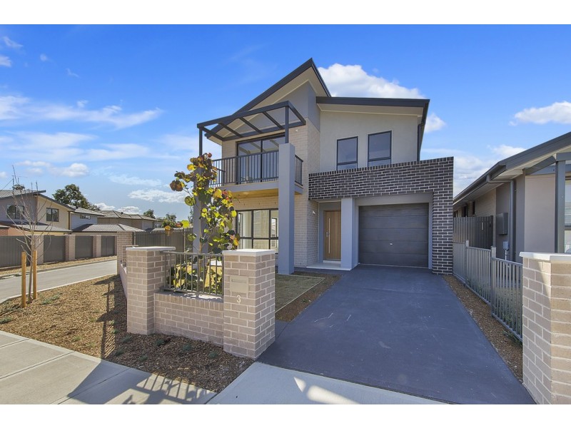 3 Satinwood Crescent (Corner of Lilac Place), Bonnyrigg NSW 2177