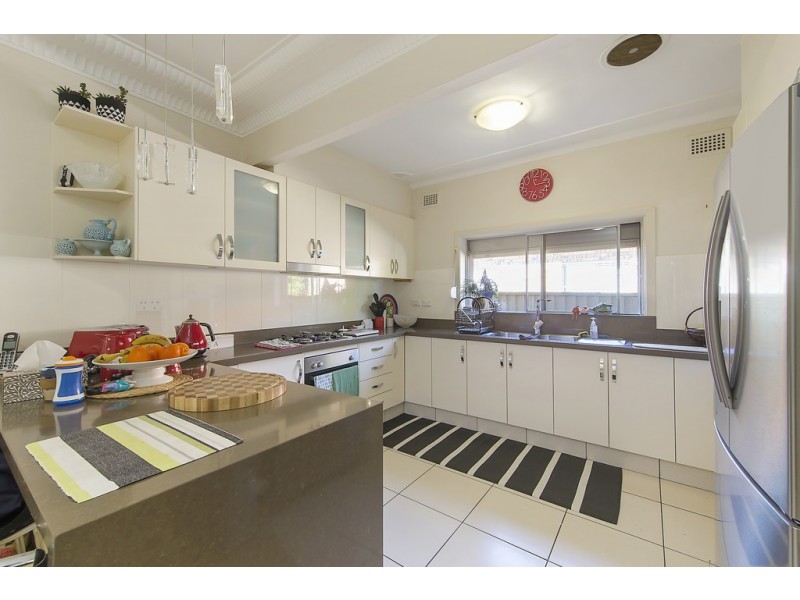 53 Victory Street, Fairfield East NSW 2165