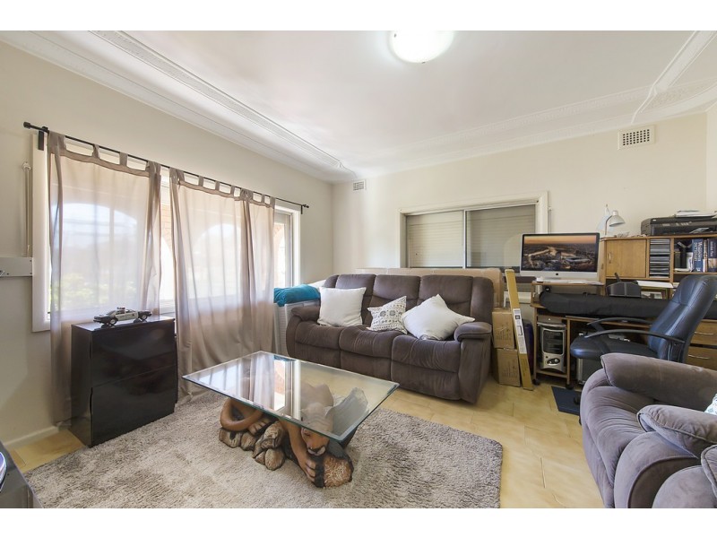 53 Victory Street, Fairfield East NSW 2165