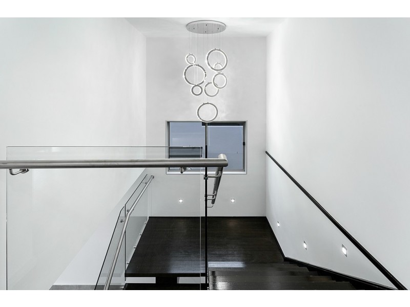 20 Lores Street, Middleton Grange NSW 2171