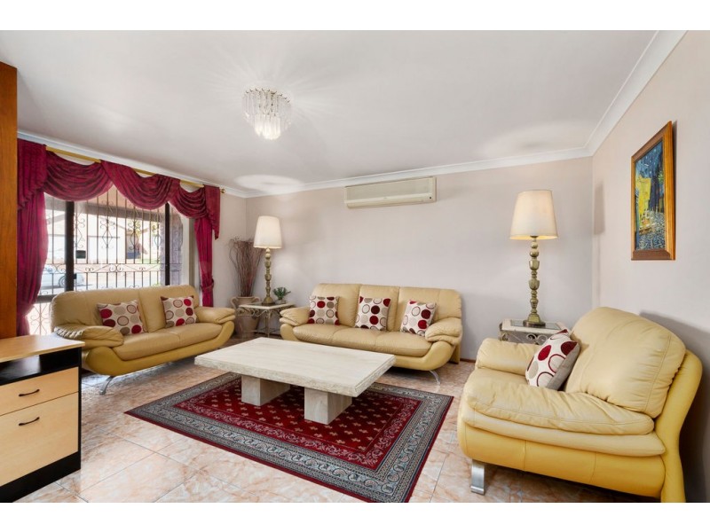 17 Zappia Place, Edensor Park NSW 2176