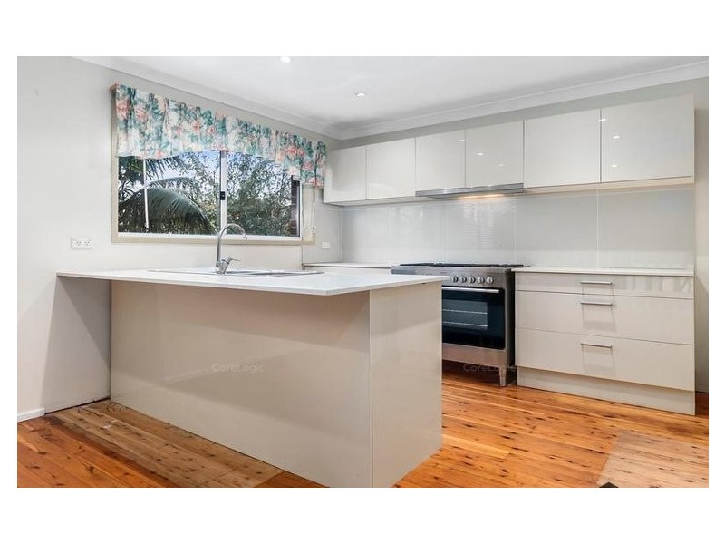 5B Douglas Close, Green Valley NSW 2168