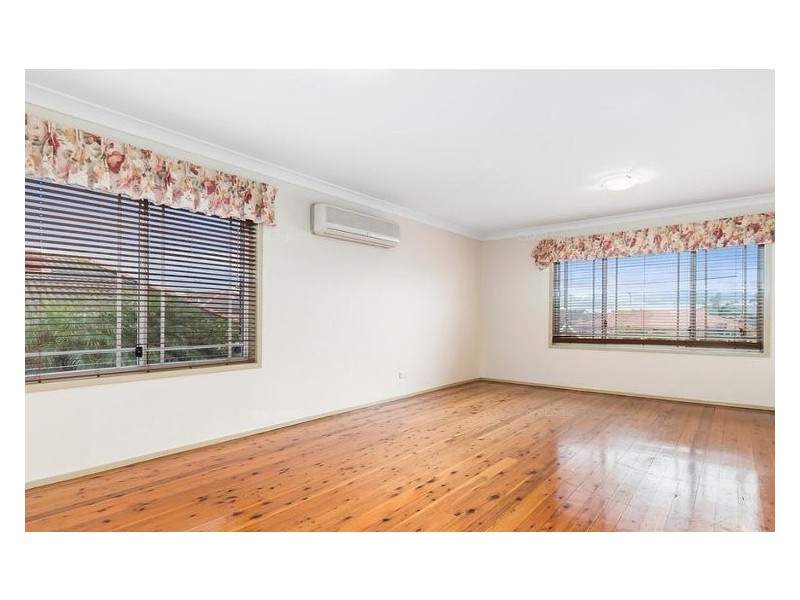 5B Douglas Close, Green Valley NSW 2168