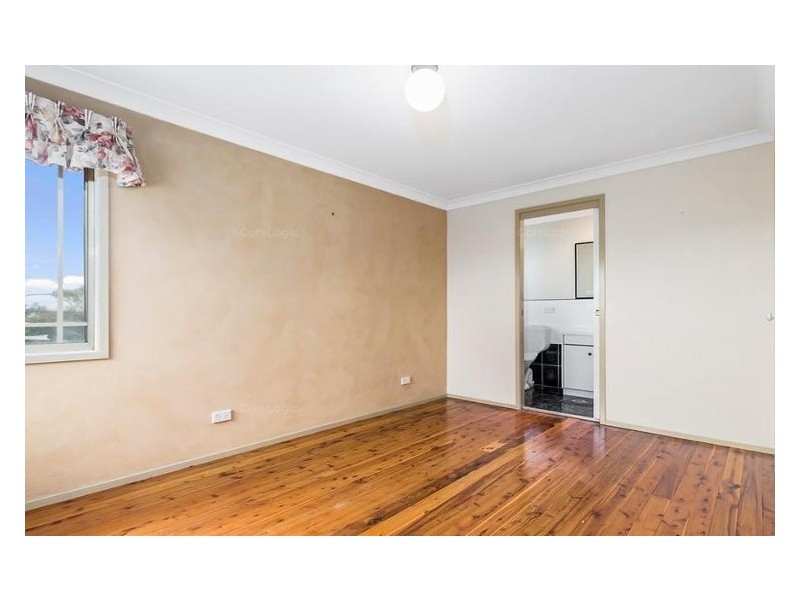 5B Douglas Close, Green Valley NSW 2168