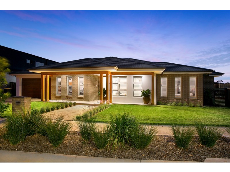 2 Tantoon Place, Denham Court NSW 2565