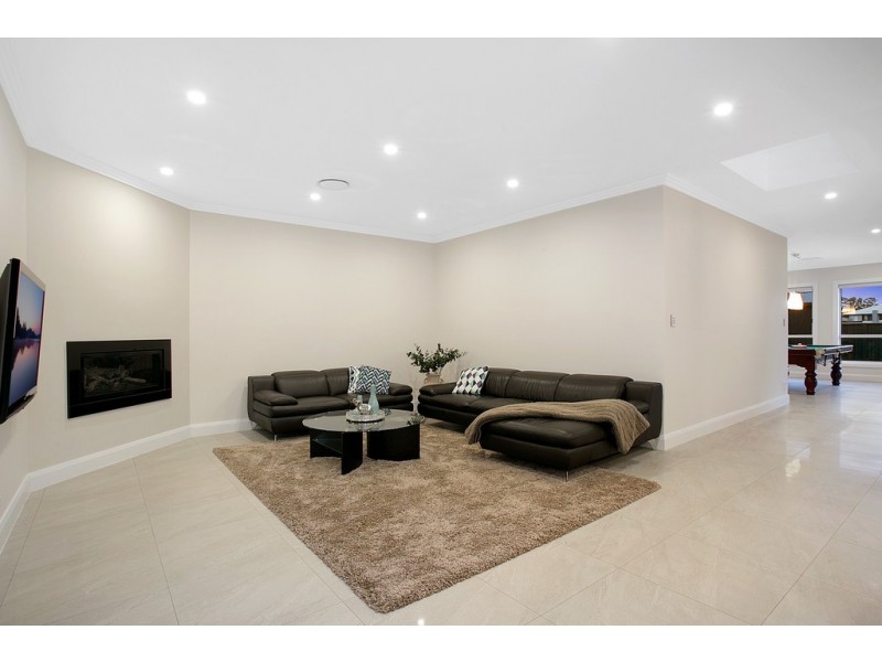 2 Tantoon Place, Denham Court NSW 2565