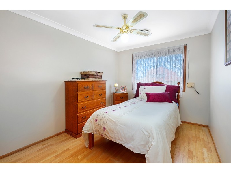 12 Jindabyne Street, Bossley Park NSW 2176