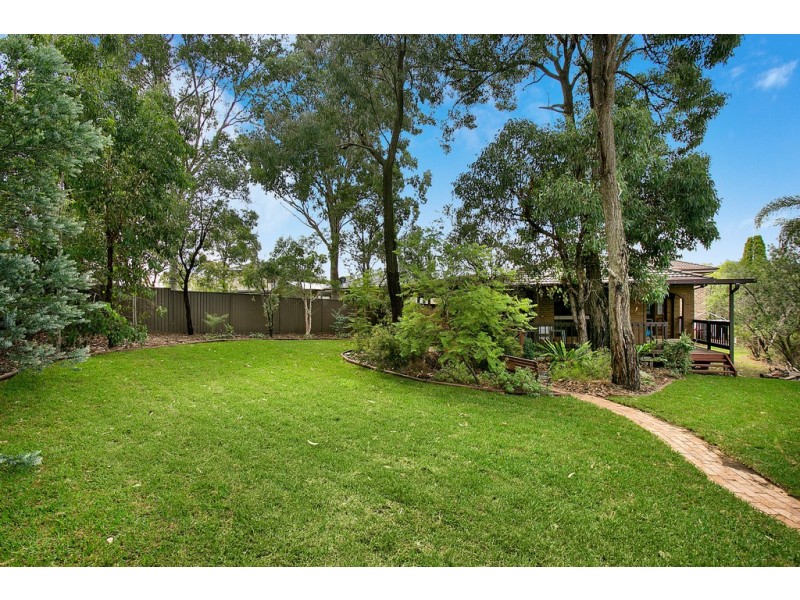 4 Wewak Place, Bossley Park NSW 2176