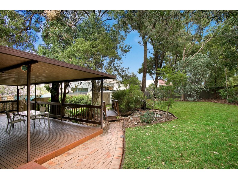 4 Wewak Place, Bossley Park NSW 2176