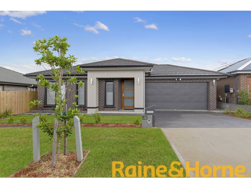 3 Gale Street, Oran Park NSW 2570