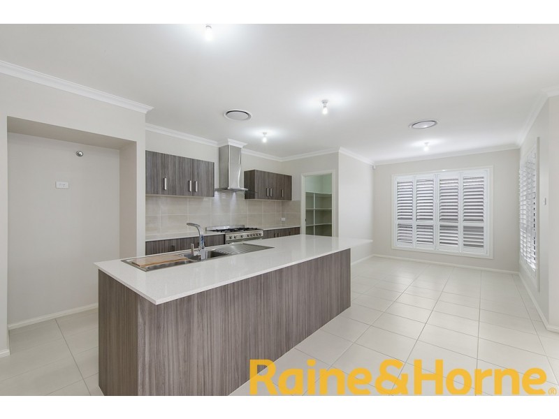 3 Gale Street, Oran Park NSW 2570