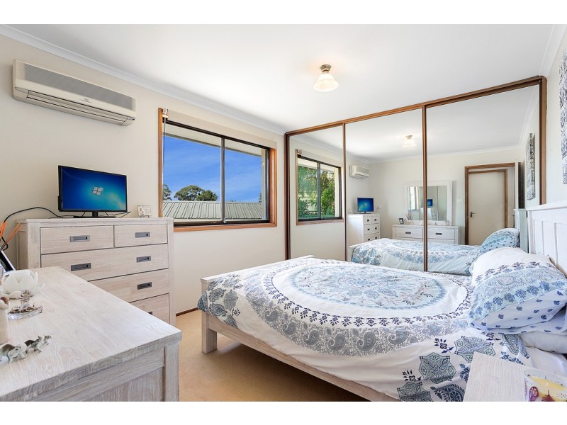 5 Wewak Place, Bossley Park NSW 2176