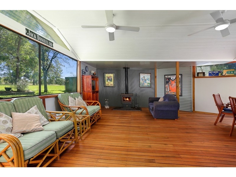 5 Wewak Place, Bossley Park NSW 2176