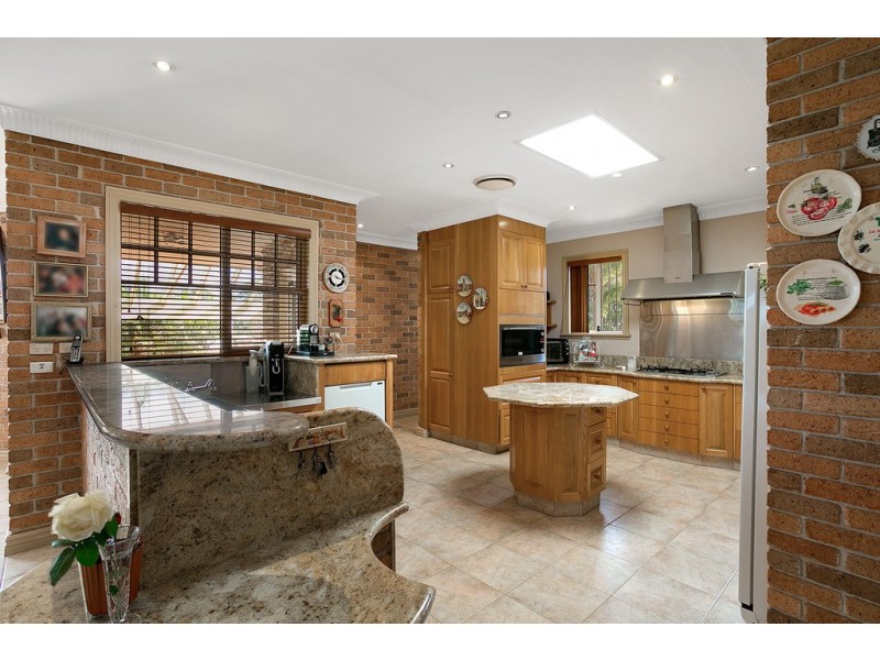 11 Roberts Road, Casula NSW 2170