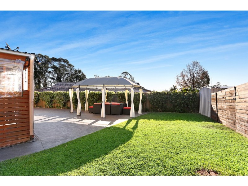 11 Julia Close, West Hoxton NSW 2171