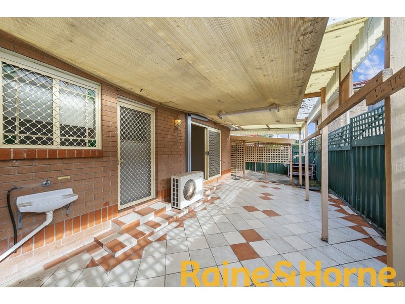 2/29 Flowerdale Road, Liverpool NSW 2170