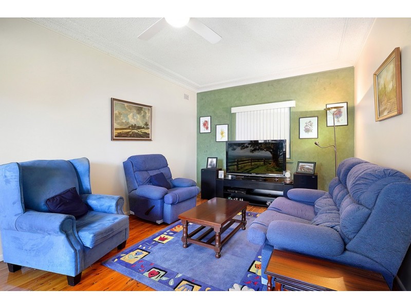 5 Holman Street, Canley Heights NSW 2166