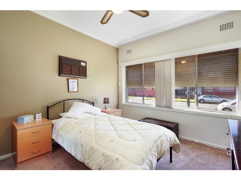 5 Holman Street, Canley Heights NSW 2166