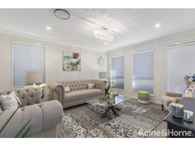 20 Maxim Drive, Edmondson Park NSW 2174