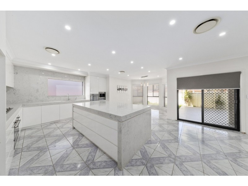 4 Warfield Place, Cecil Hills NSW 2171