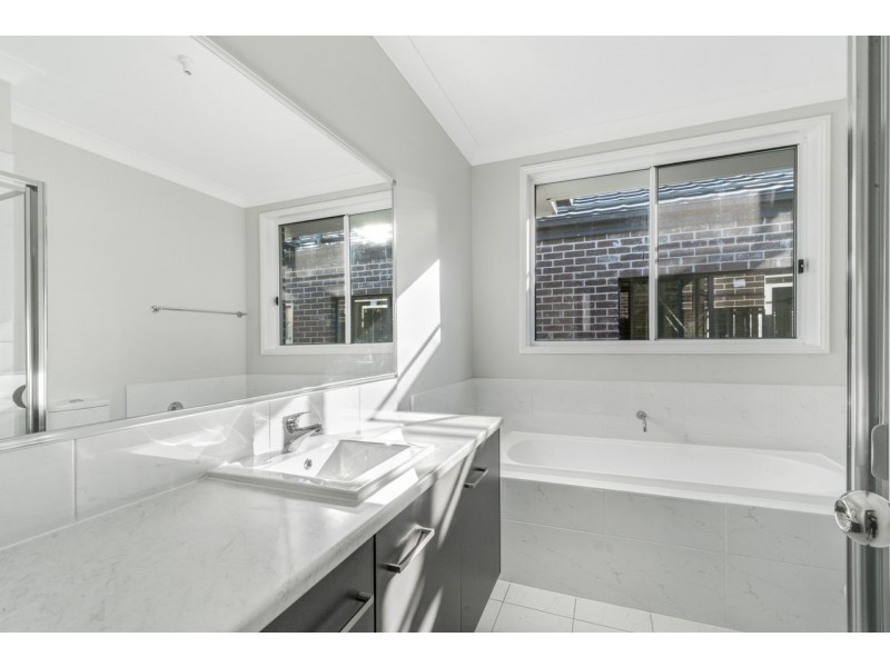 117 Audley Circuit, Gregory Hills NSW 2557