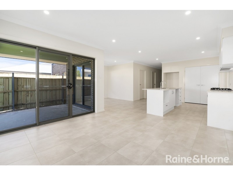 24 Contour Road, Austral NSW 2179