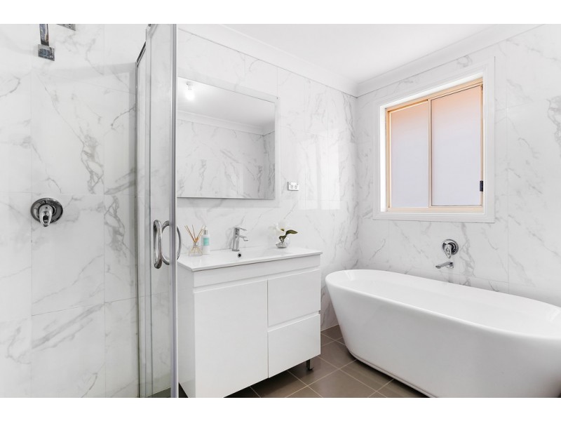 14 Whimbrel Avenue, Hinchinbrook NSW 2168