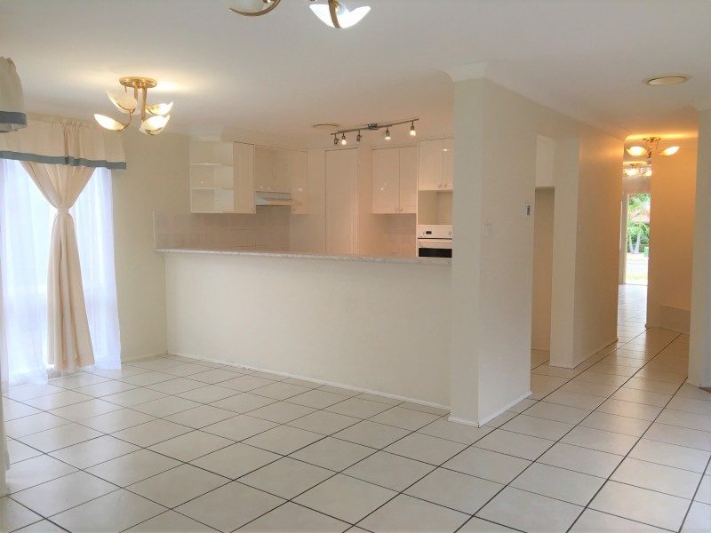 13 Foxgrove Avenue, Casula NSW 2170