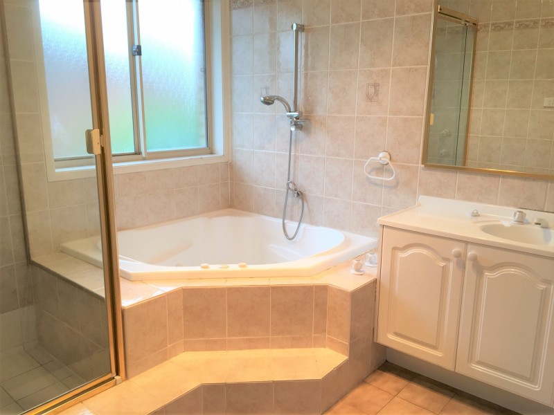 13 Foxgrove Avenue, Casula NSW 2170