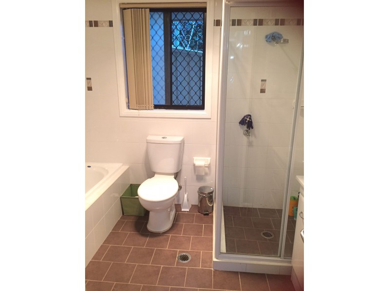 9 Boldrewood Avenue, Casula NSW 2170