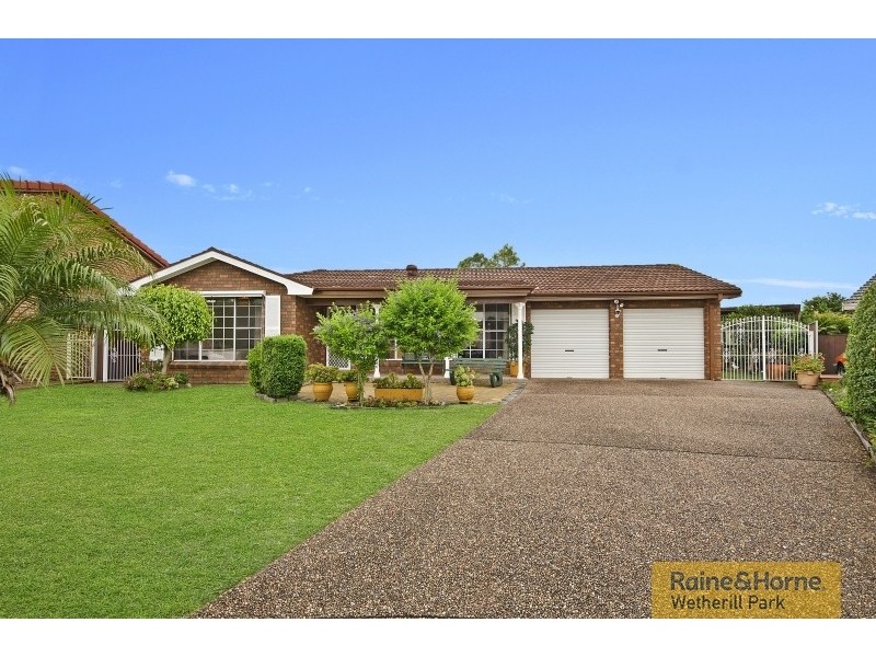 4 Batlow Place, Bossley Park NSW 2176
