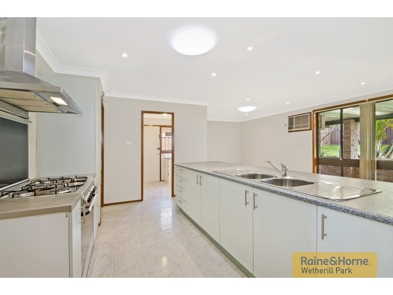 24 Province Street, Abbotsbury NSW 2176