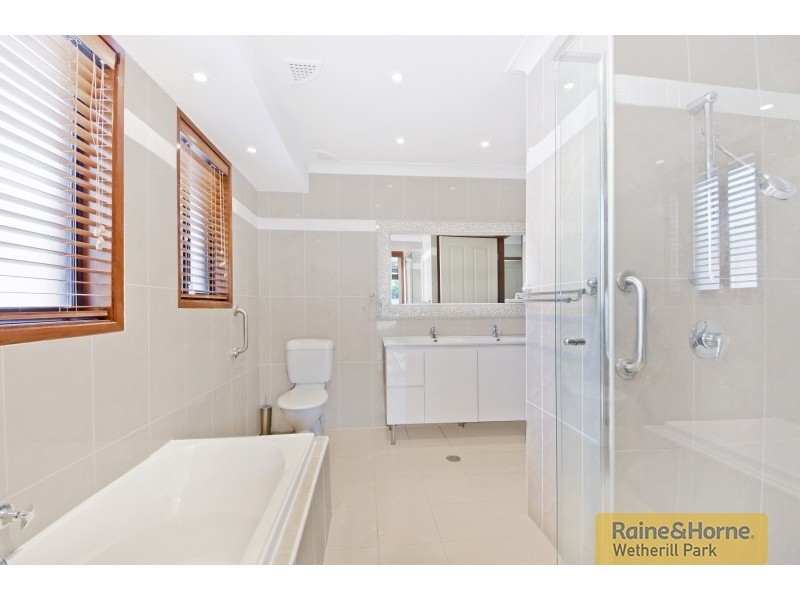 24 Province Street, Abbotsbury NSW 2176