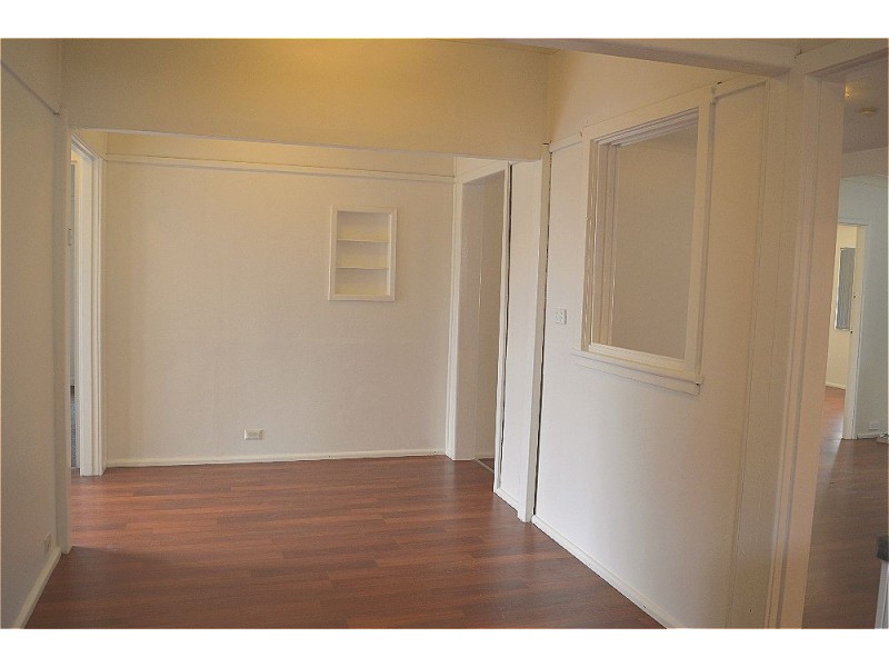 80 Cambridge Street, Canley Heights NSW 2166