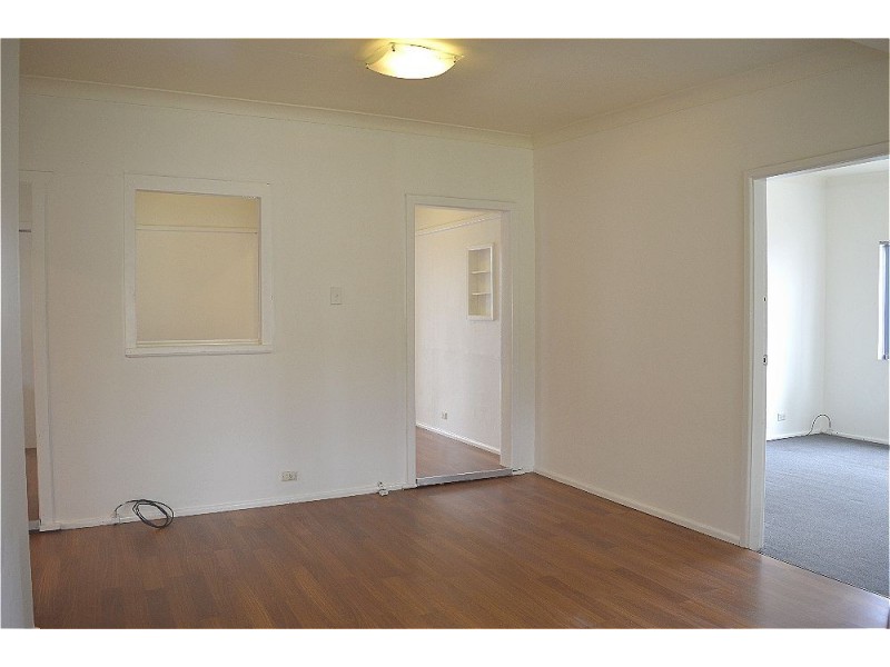 80 Cambridge Street, Canley Heights NSW 2166