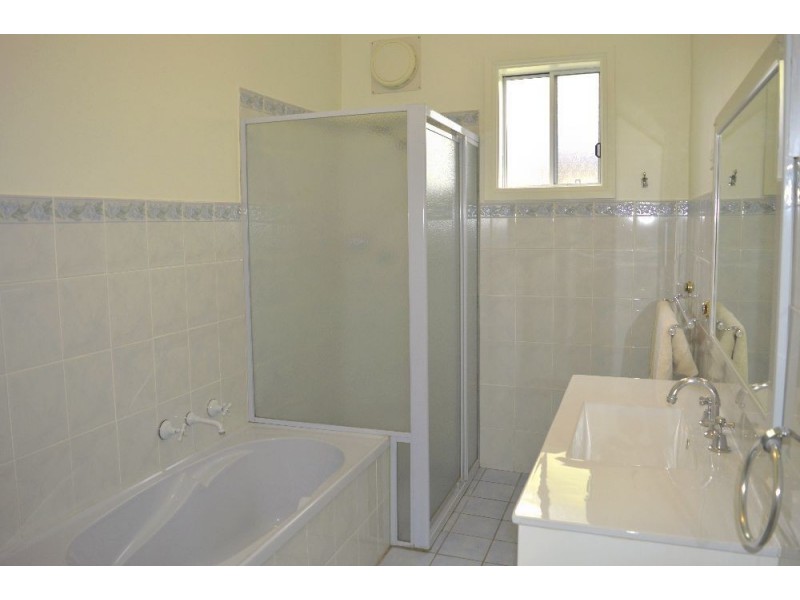 Canley Heights NSW 2166