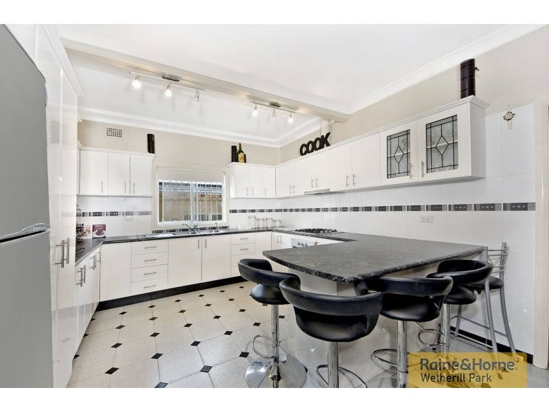 70 Lavinia Street, Merrylands NSW 2160