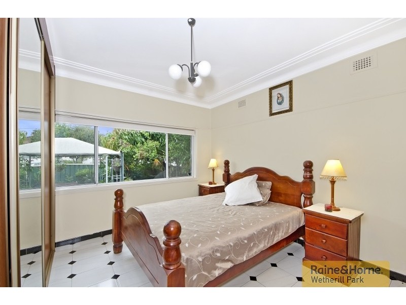 70 Lavinia Street, Merrylands NSW 2160