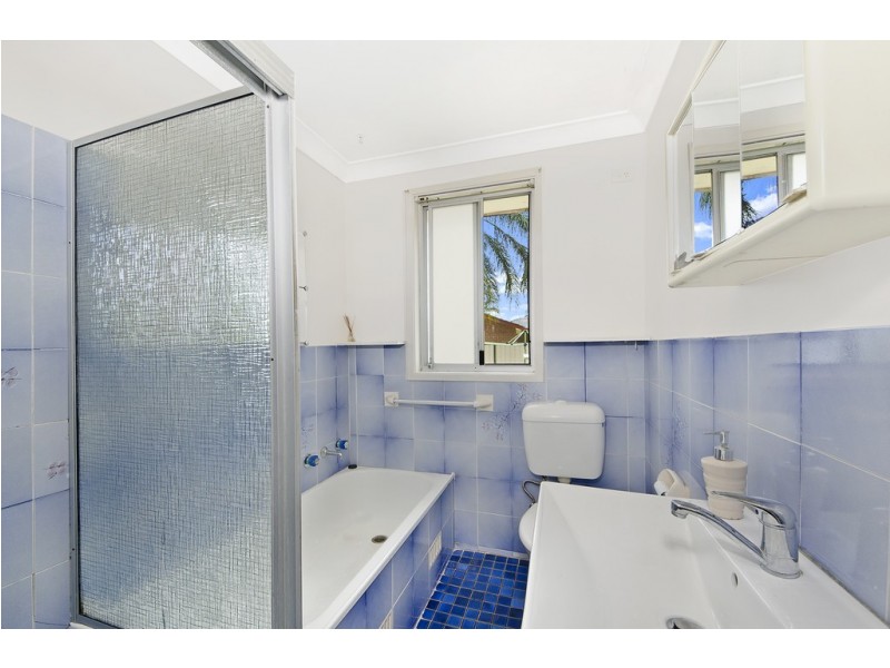 9 Comberford Close, Prairiewood NSW 2176