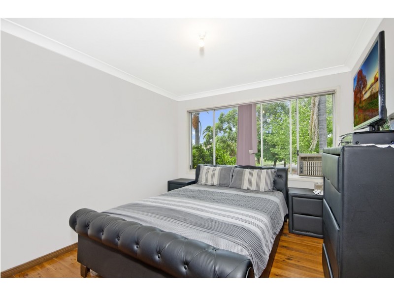 9 Comberford Close, Prairiewood NSW 2176