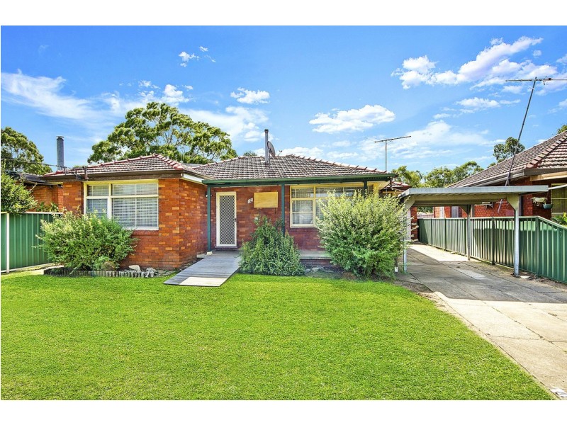 10 Rosemont Avenue, Smithfield NSW 2164