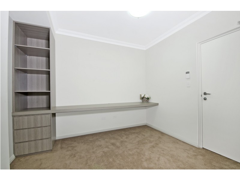 2/84 Tasman Parade, Fairfield West NSW 2165