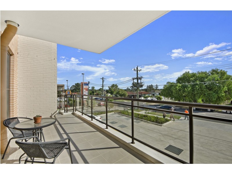 2/84 Tasman Parade, Fairfield West NSW 2165