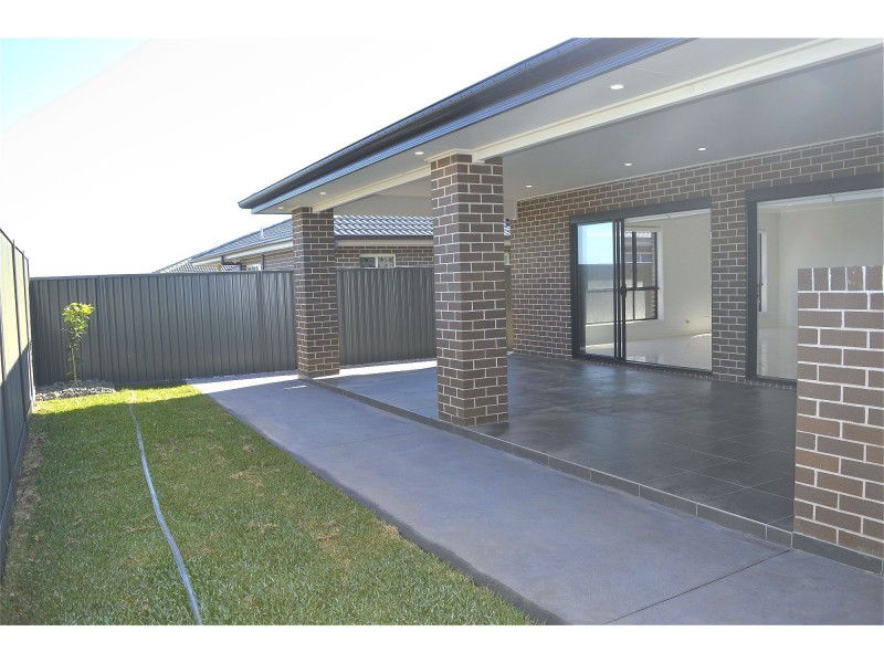 44 Skaife Street, Oran Park NSW 2570