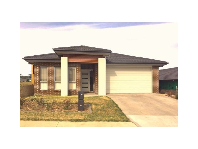 7 Francevic Street, Oran Park NSW 2570