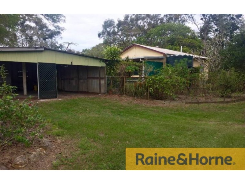 658 Beachmere Road, Beachmere QLD 4510