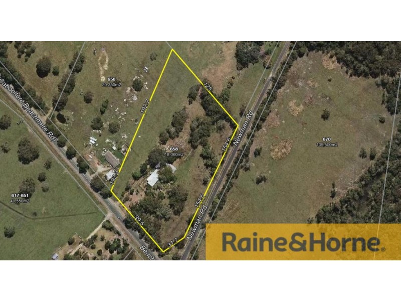 658 Beachmere Road, Beachmere QLD 4510